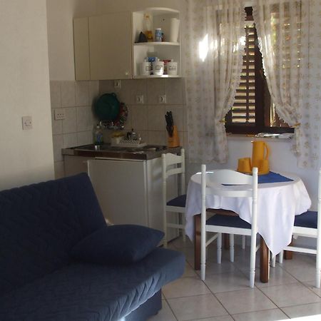 סופטאר Apartments Marina מראה חיצוני תמונה